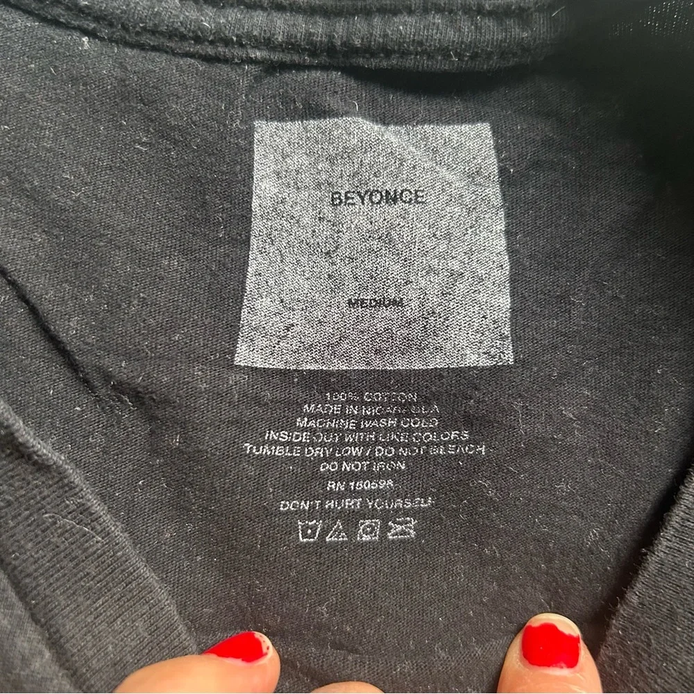 BEYONCÉ Formation Tour Graphic Black Smoke T shirt W M - Picture 3 of 6